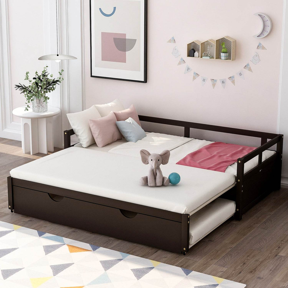 Twin Extending Solid Wood Daybed With Pull-Out Trundle