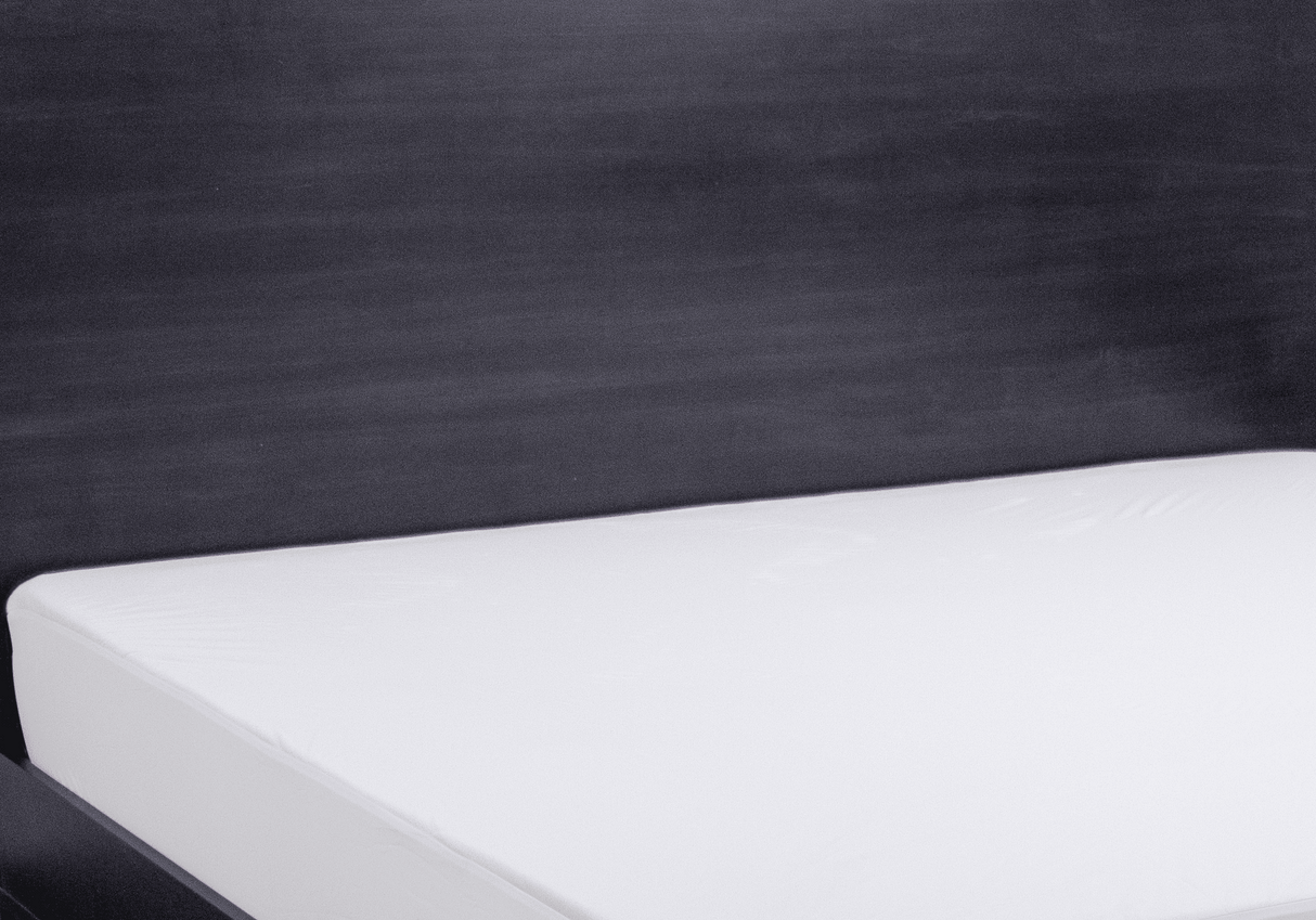 Hypoallergenic Smooth Top Polyester Mattress Protector Split Top Queen - Sleep Galleria