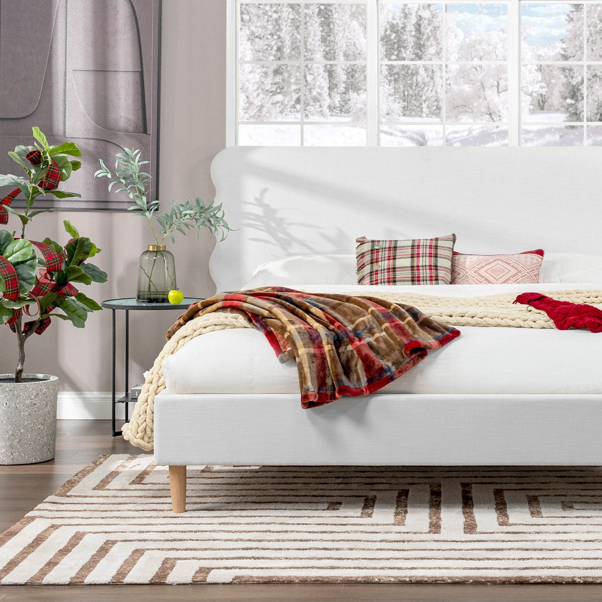 Antique White Polyester Upholstered Wavy Headboard Bed Frame