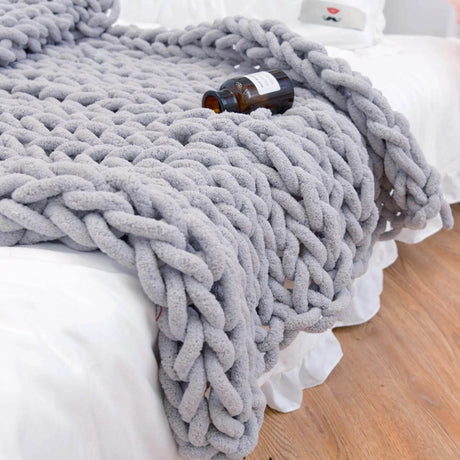 Chunky Knitted Chenille Blanket - Calmora - Sleep Galleria
