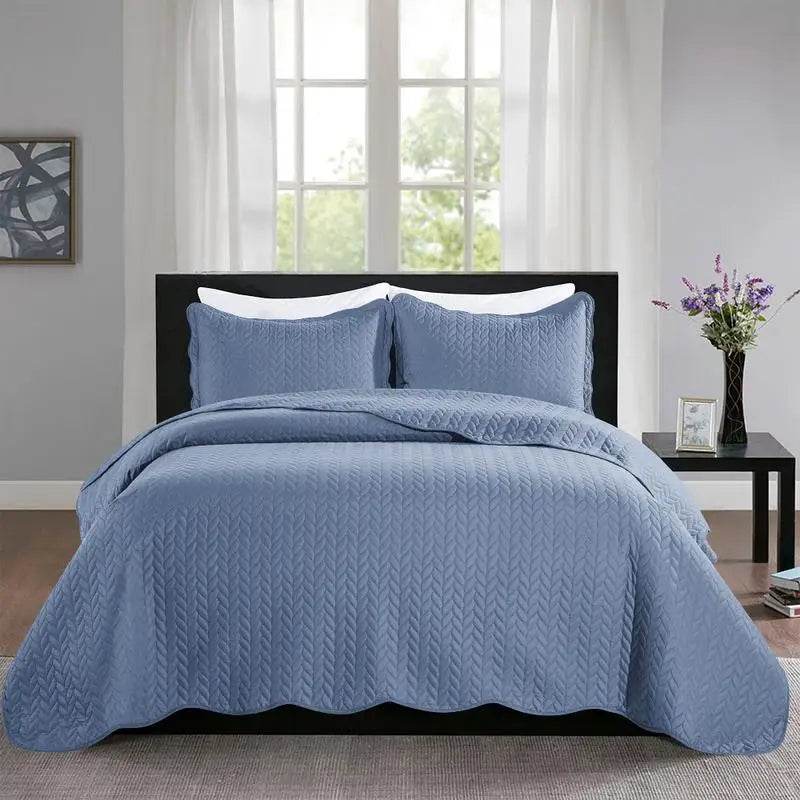 3-Piece Reversible Microfiber Quilt Bedding Set - Sleep Galleria