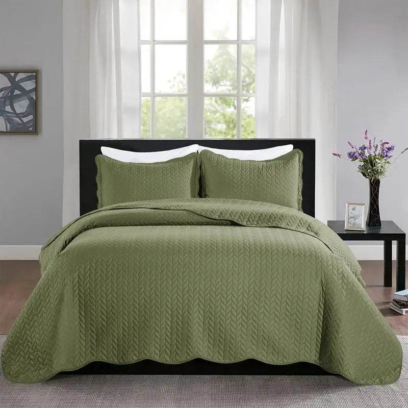 3-Piece Reversible Microfiber Quilt Bedding Set - Sleep Galleria