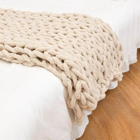 Chunky Knitted Chenille Blanket - Calmora - Sleep Galleria