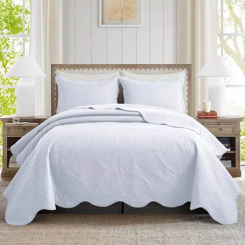 3-Piece Reversible Microfiber Quilt Bedding Set - Sleep Galleria