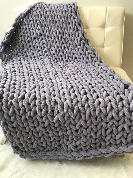 Chunky Knitted Chenille Blanket - Calmora - Sleep Galleria
