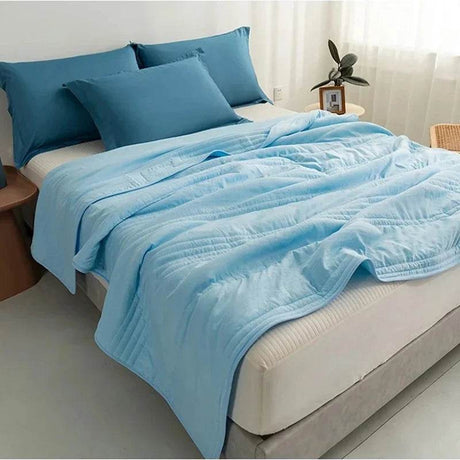 Breathable Lightweight Cooling Blanket Summer Quilt - Calmora - Sleep Galleria