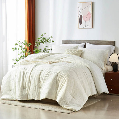 Extra Soft 3 - Piece Microfiber Quilt And Pillowcase Set - Calmora - Sleep Galleria