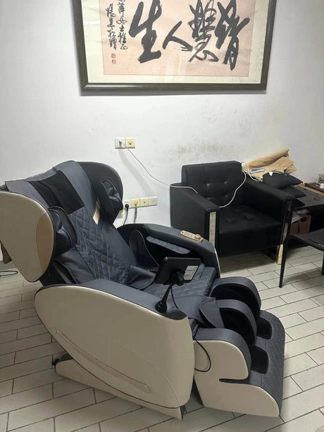 Zero - Gravity Full Body Multifunction Bluetooth Massage Chair - HEALTHFOREVER - Sleep Galleria