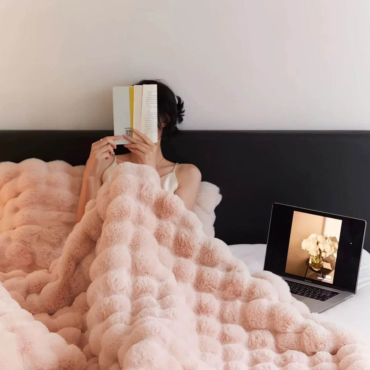 Cozy Soft Faux Rabbit Fleece Throw Blanket - Sleep Galleria
