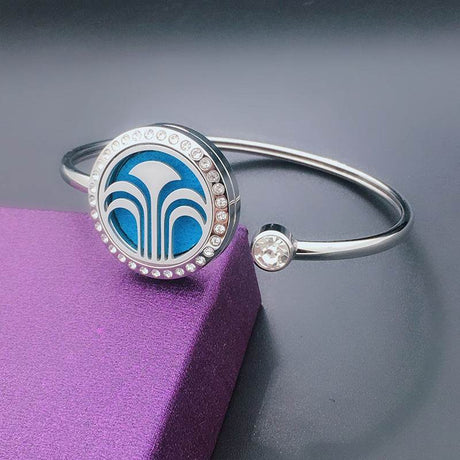 Aromatherapy Stainless Steel Floral Hollow Bracelet - Serenova - Sleep Galleria