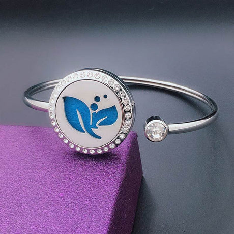 Aromatherapy Stainless Steel Floral Hollow Bracelet - Serenova - Sleep Galleria