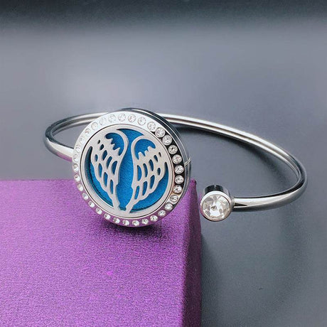 Aromatherapy Stainless Steel Floral Hollow Bracelet - Serenova - Sleep Galleria