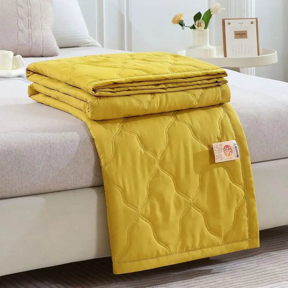 Breathable Cooling Lightweight Summer Microfiber Blanket - Serenova - Sleep Galleria