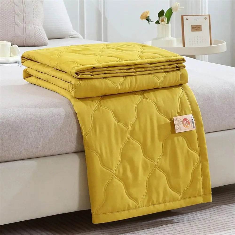Breathable Cooling Lightweight Summer Microfiber Blanket - Serenova - Sleep Galleria