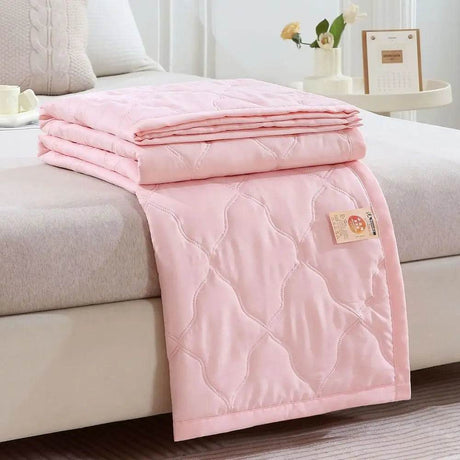Breathable Cooling Lightweight Summer Microfiber Blanket - Serenova - Sleep Galleria