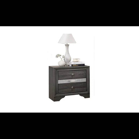 Traditional 4 - Piece Wood Storage Bedroom Furniture Set - Serenova - Sleep Galleria