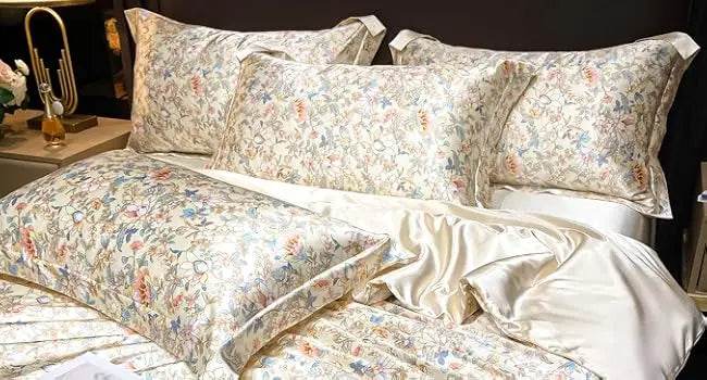 Floral Duvet Cover King Size, with Flat Sheet, 4 Pieces Satin Soft Bedding, 1 Breathable Duvet Cover 104x90 Inches, Bedding Set - Sleep Galleria - Sleep Galleria