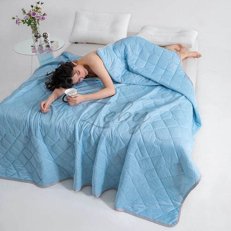 Breathable Lightweight Cooling Polyester Summer Blanket - Sleep Galleria